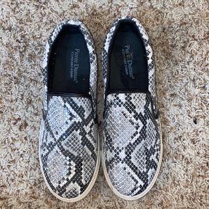 Pierre Dumas Snake Print slip ons